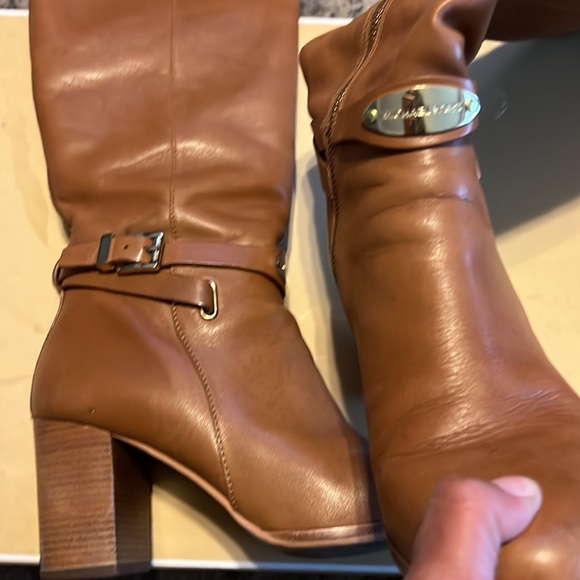 Michael Kors Boots Luggage 7.5 - Picture 1 of 6